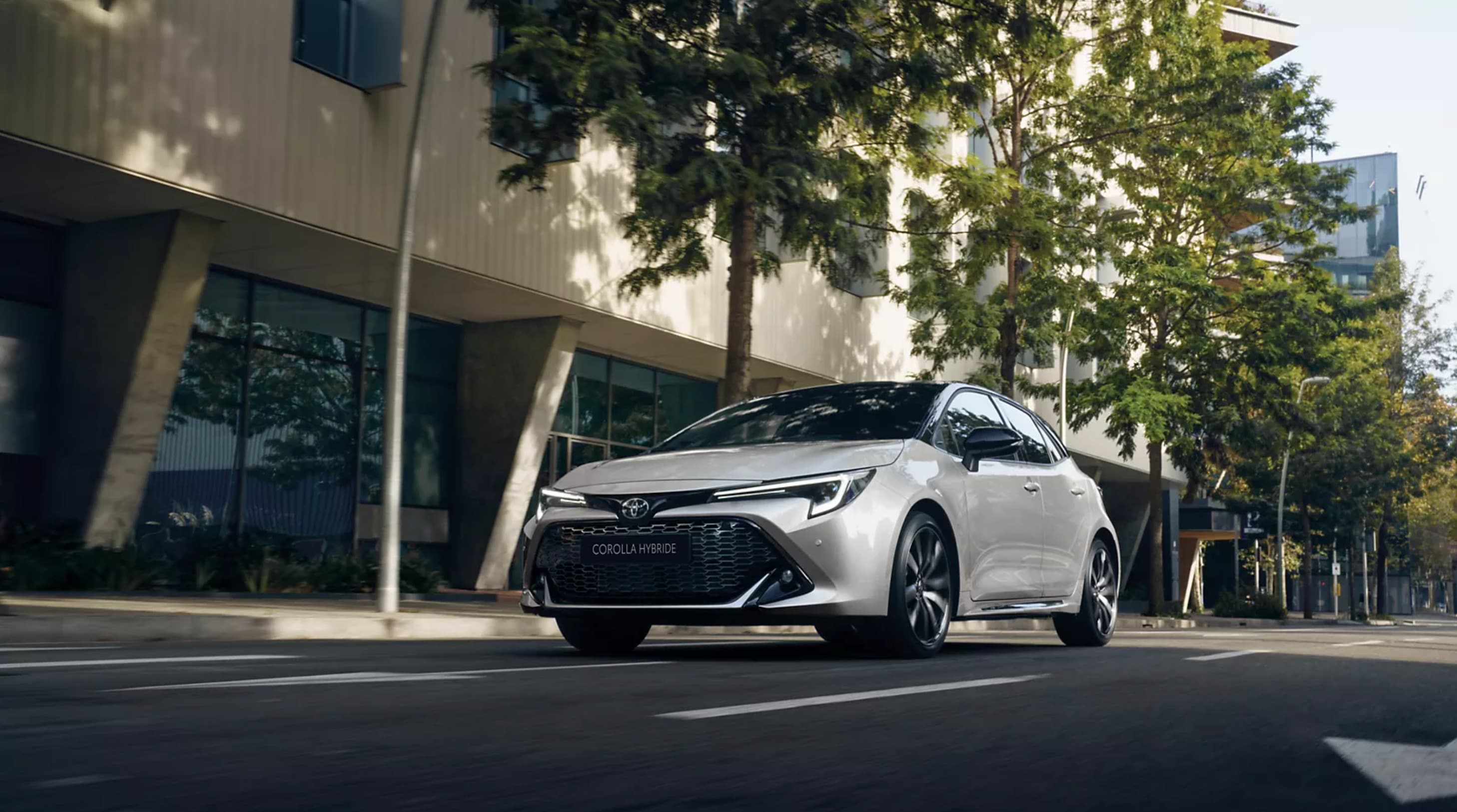 Corolla Sport 140 Hero